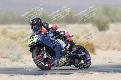 media/Nov-01-2025-CVMA (Sat) [[fc0f7531b8]]/Race 7-Formula Twins-Formula 40 UL/